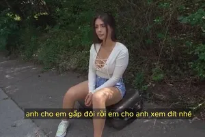 Con trai đang vụng trộm với mẹ kế thì bố về